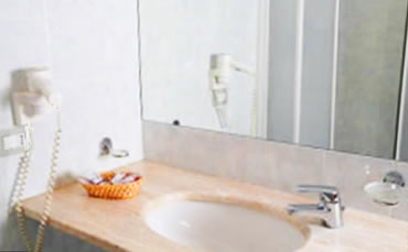 Camere a ore e day use a Roma.