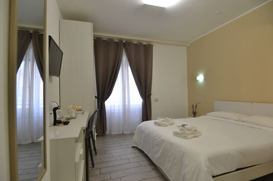 Camere per alcune ore San Oietro Roma.
